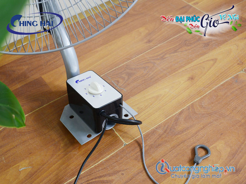 Quat-treo-tuong-chinghai-w9299-3