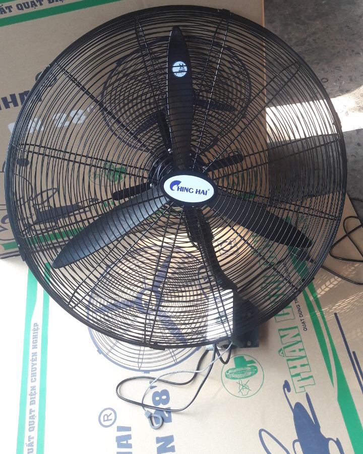 Quạt treo tường chinghai W28-3T