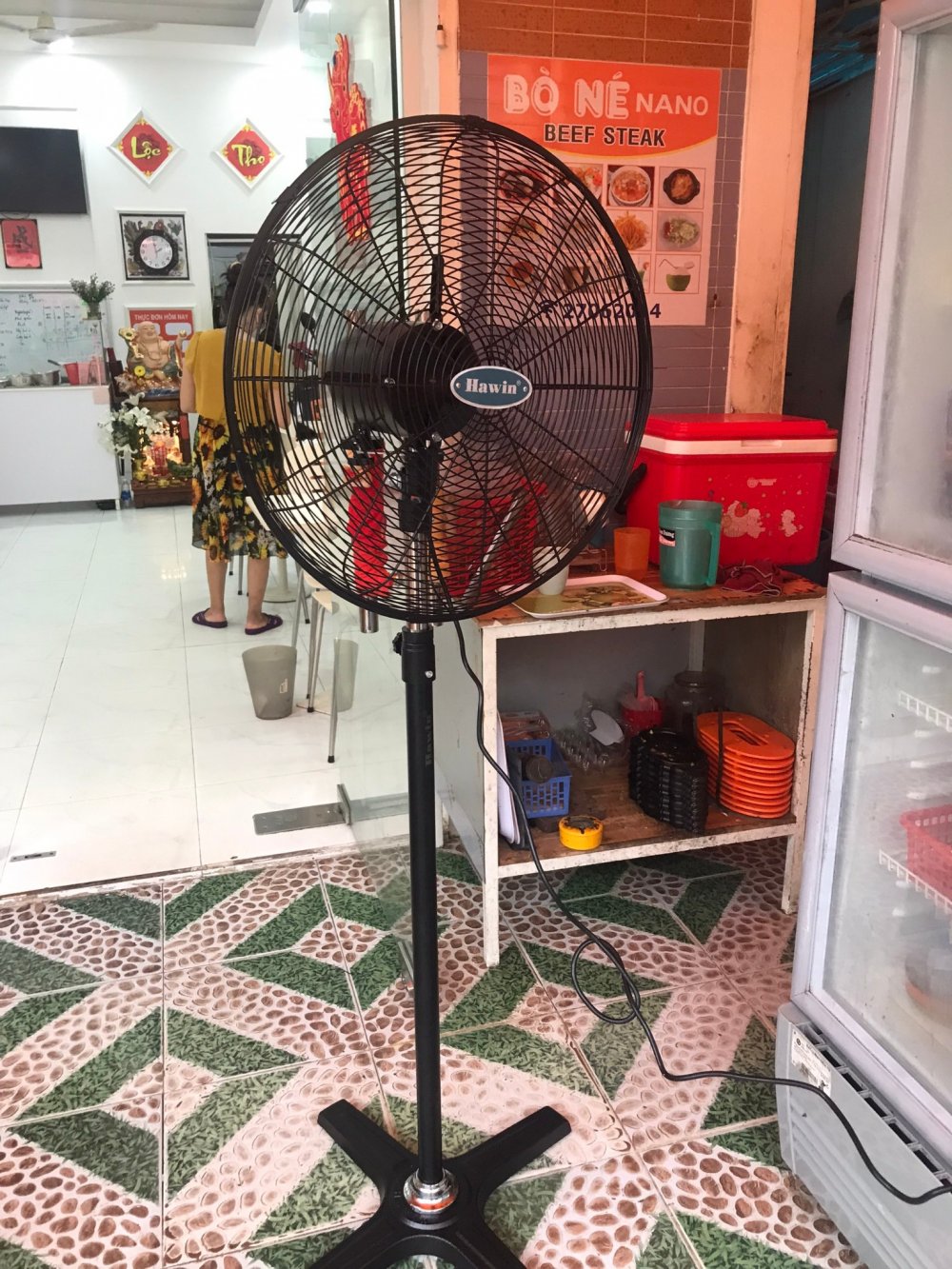 Quạt đứng công nghiệp hawin 