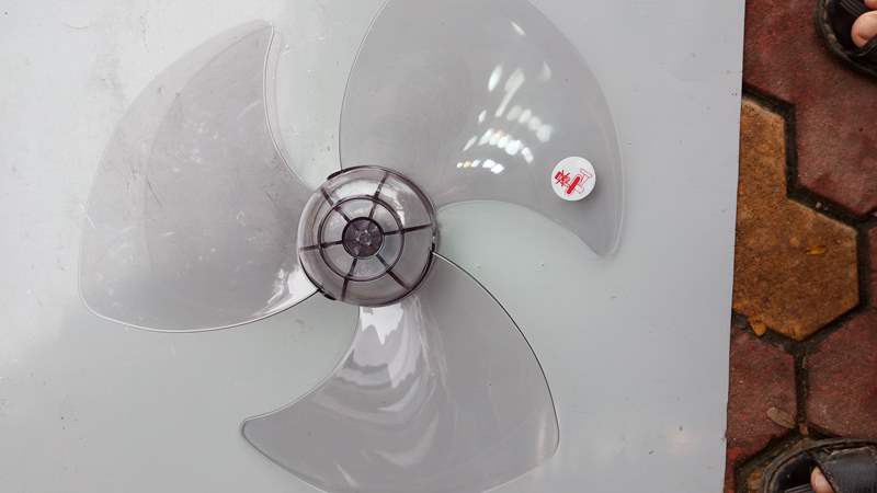 canh_quat_mitsubishi_w16_lv16_rj_rk_rh_rl_rm_rn